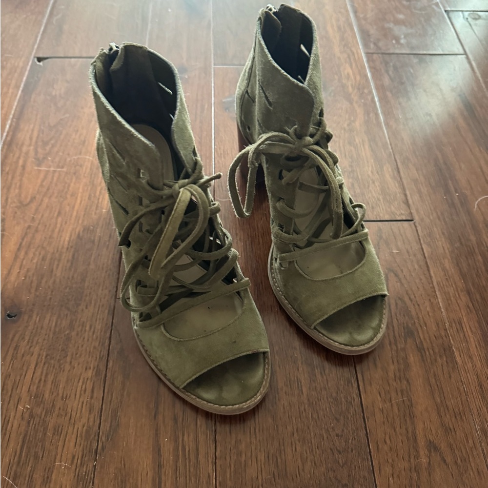 Shoes